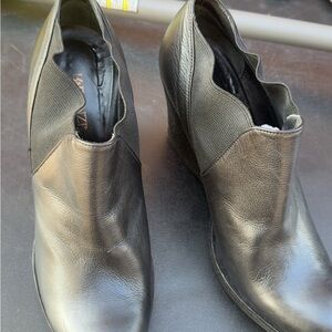 Black Leather women Shoes